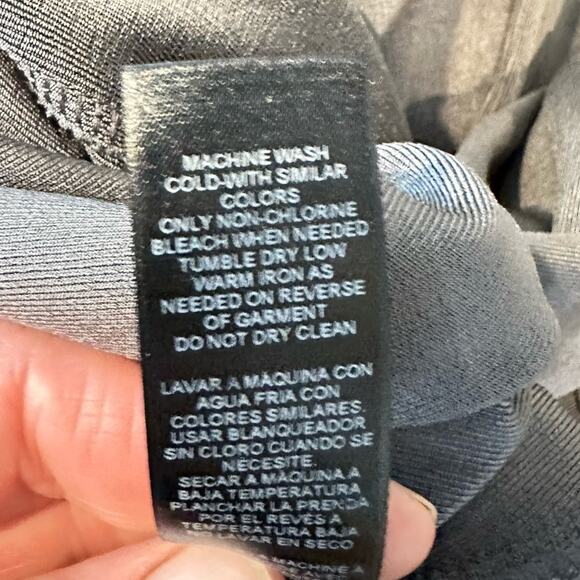 Chico's Travelers Slinky Knit Cardigan Top Jacket Grey Sz 2 Asymmetrical Hem - Picture 7 of 10